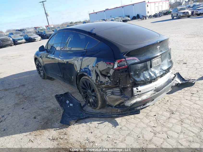 7SAYGDEF2NF515015 2022 TESLA MODEL Y photo no. 3