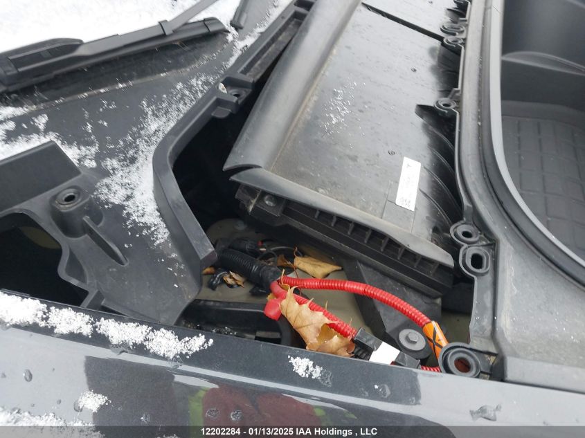 2024 Tesla Model Y Long Range VIN: 7SAYGDEE8RF991153 Lot: 12202284