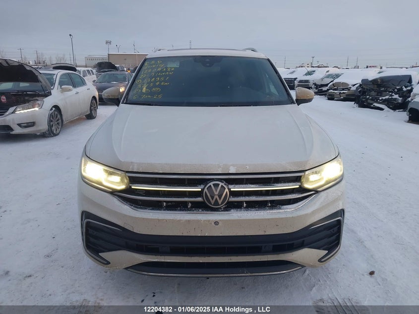 2022 Volkswagen Tiguan Highline R-Line VIN: 3VV4B7AXXNM136951 Lot: 12204382