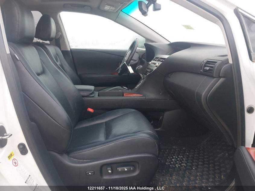 2T2BK1BAXBC113408 2011 LEXUS RX photo no. 5