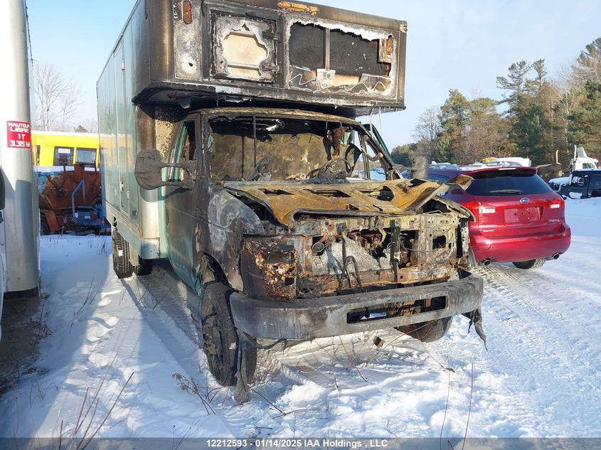 1FDXE45S38DA62106 2008 Ford Econoline E450 Super Duty Cutwy Van auction photo 1