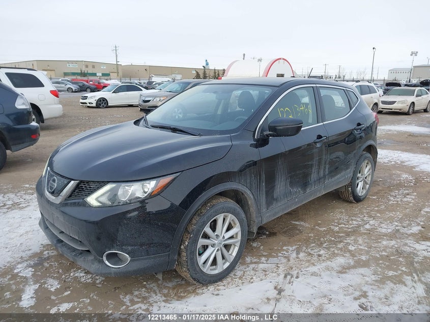 Vin: jn1bj1cr3jw281038, lot: 2574240, nissan rogue sport s/sv/sl 20182