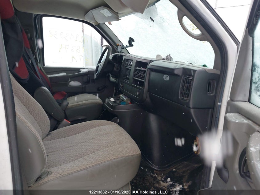1GD072BGXC1118374 2012 GMC SAVANA photo no. 5