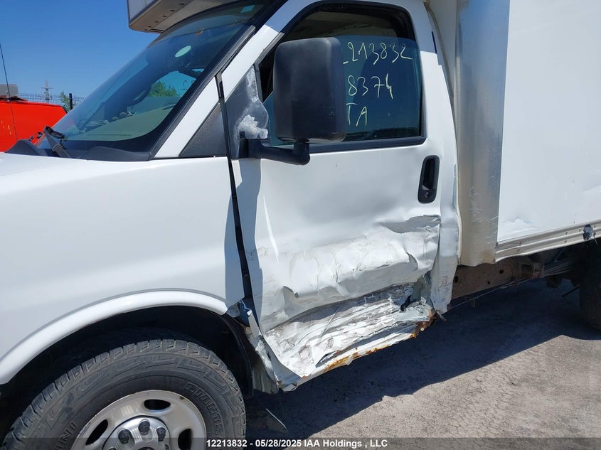 2012 GMC Savana Cutaway Standard VIN: 1GD072BGXC1118374 Lot: 12213832