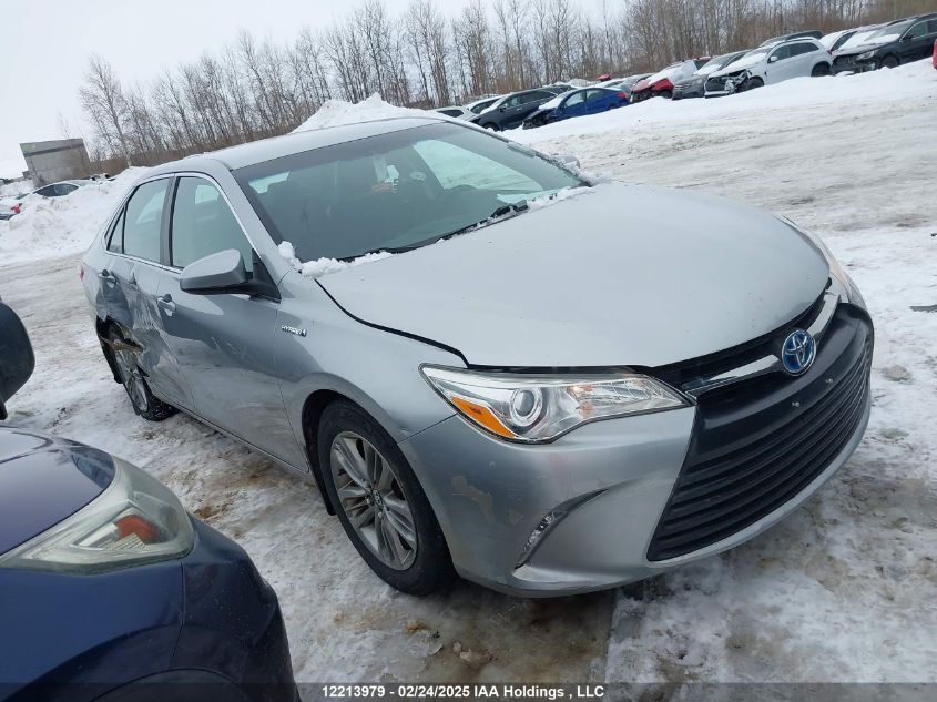 2015 Toyota Camry Hybrid