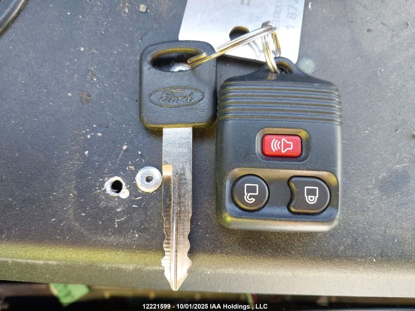 2017 Ford Econoline E350 Super Duty Ctway Van VIN: 1FDWE3FS4HDC19758 Lot: 12221599