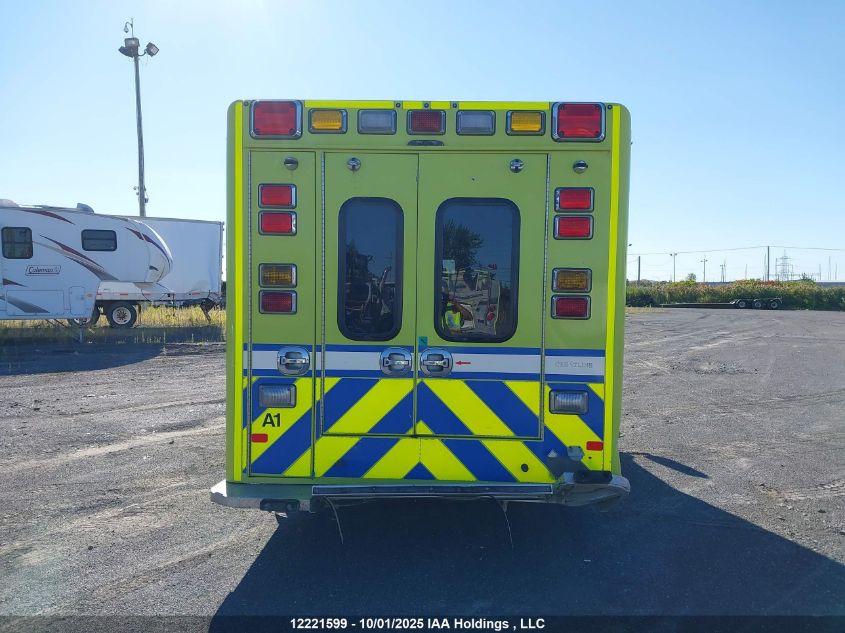 2017 Ford Econoline E350 Super Duty Ctway Van VIN: 1FDWE3FS4HDC19758 Lot: 12221599