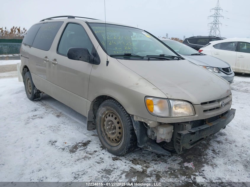 4T3ZF13CXYU247728 2000 Toyota Sienna auction photo 1