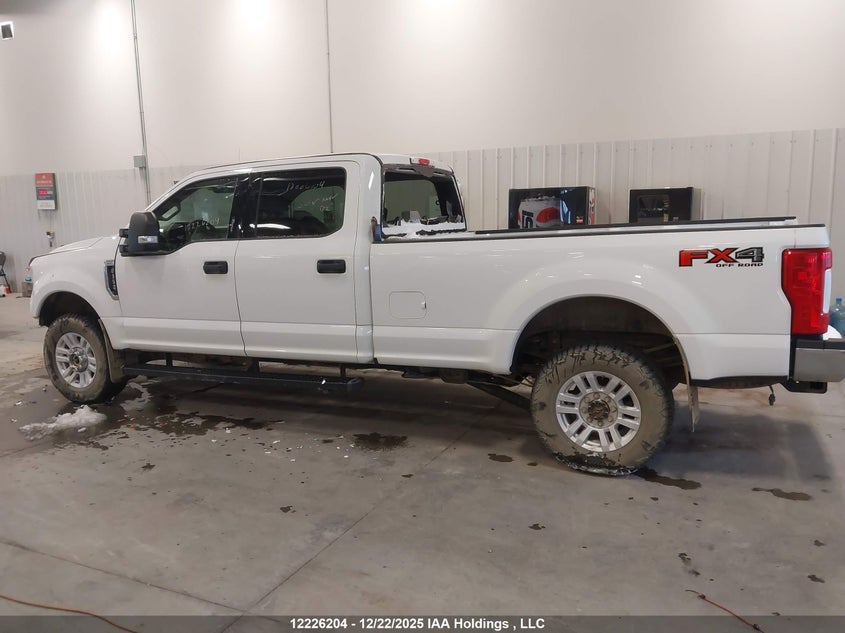 1FT8W3B60JEC01230 2018 FORD F350 photo no. 15