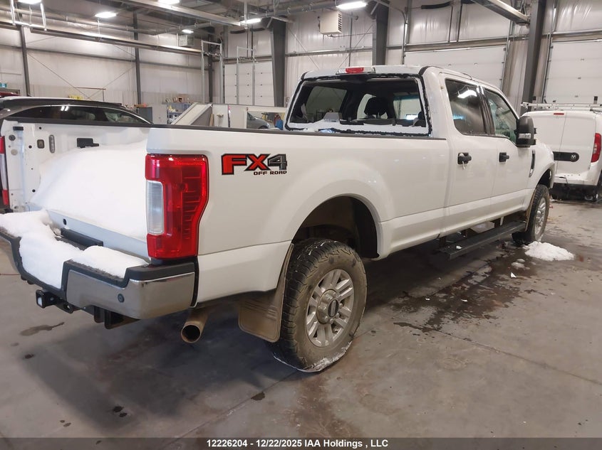 1FT8W3B60JEC01230 2018 FORD F350 photo no. 4