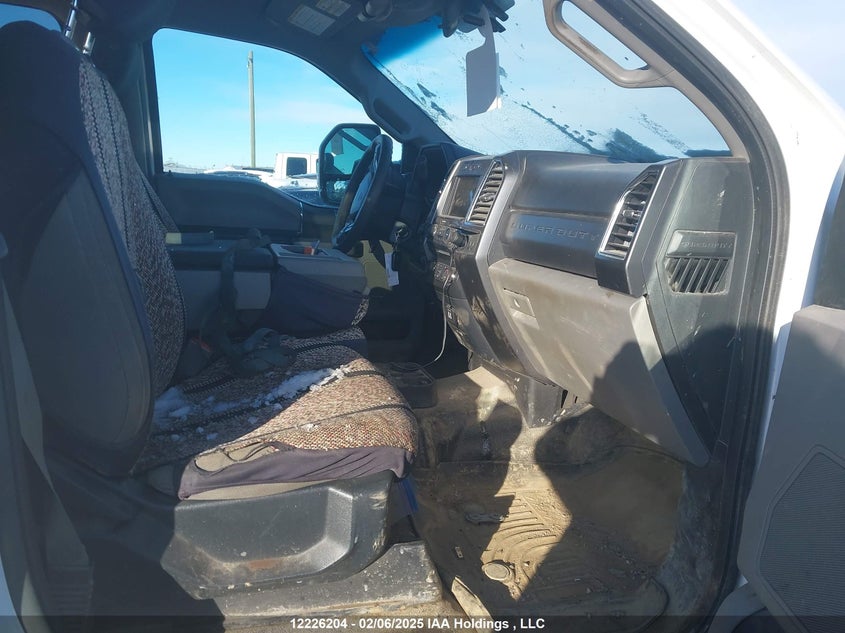 1FT8W3B60JEC01230 2018 FORD F350 photo no. 5