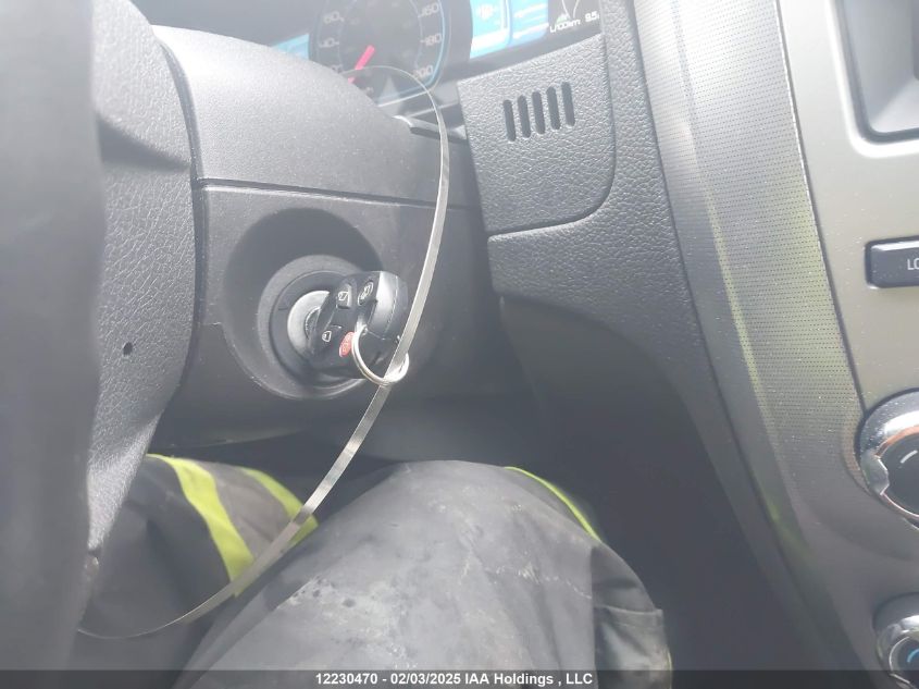 2010 Ford Fusion Hybrid Hybrid VIN: 3FADP0L35AR174141 Lot: 12230470