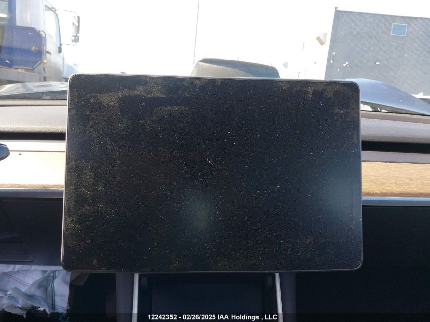 2019 Tesla Model 3 VIN: 5YJ3E1EB6KF414872 Lot: 12242352