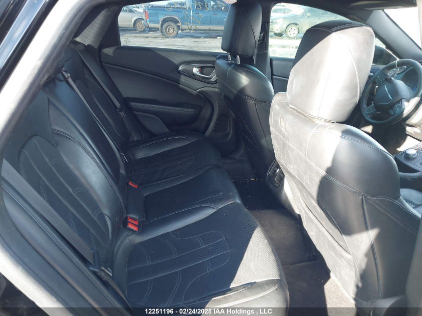 2015 Chrysler 200 S VIN: 1C3CCCDG5FN664582 Lot: 12251196