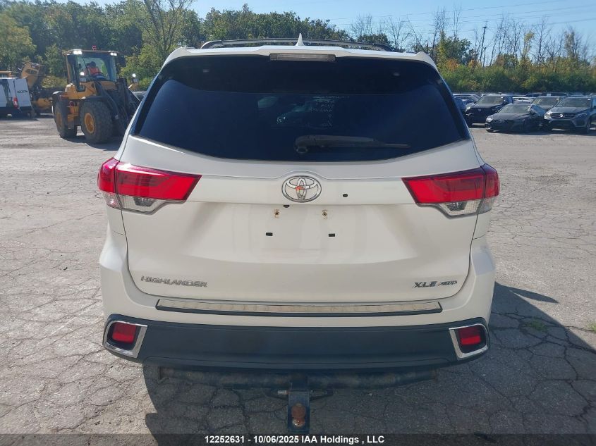 2018 Toyota Highlander Se/Xle VIN: 5TDJZRFH9JS539064 Lot: 12252631