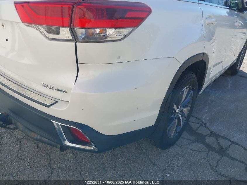 2018 Toyota Highlander Se/Xle VIN: 5TDJZRFH9JS539064 Lot: 12252631