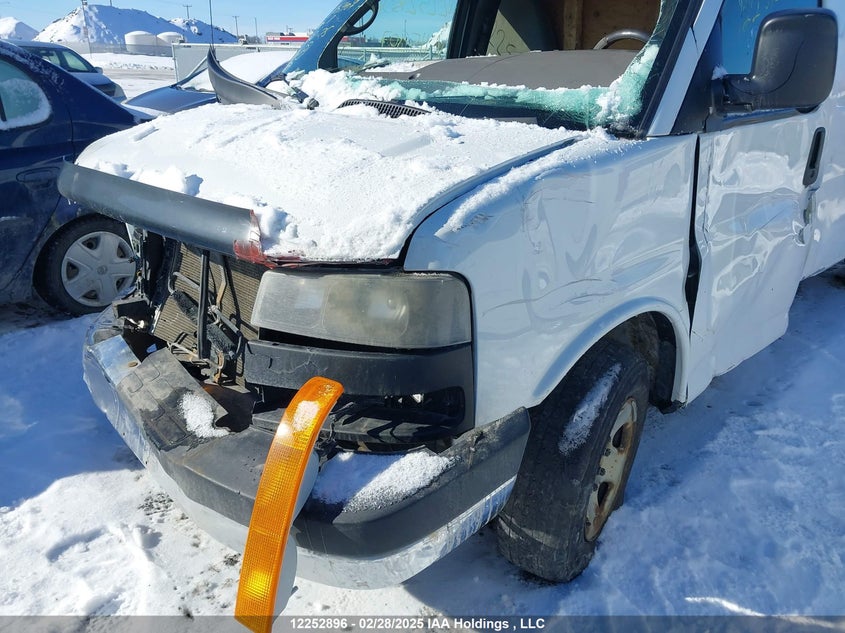 2015 GMC Savana G3500 VIN: 1GTZ7UCG1F1115907 Lot: 12252896