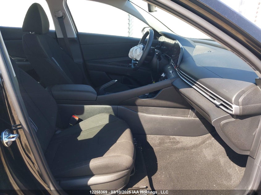 KMHLM4DG8SU895227 2025 HYUNDAI ELANTRA photo no. 5