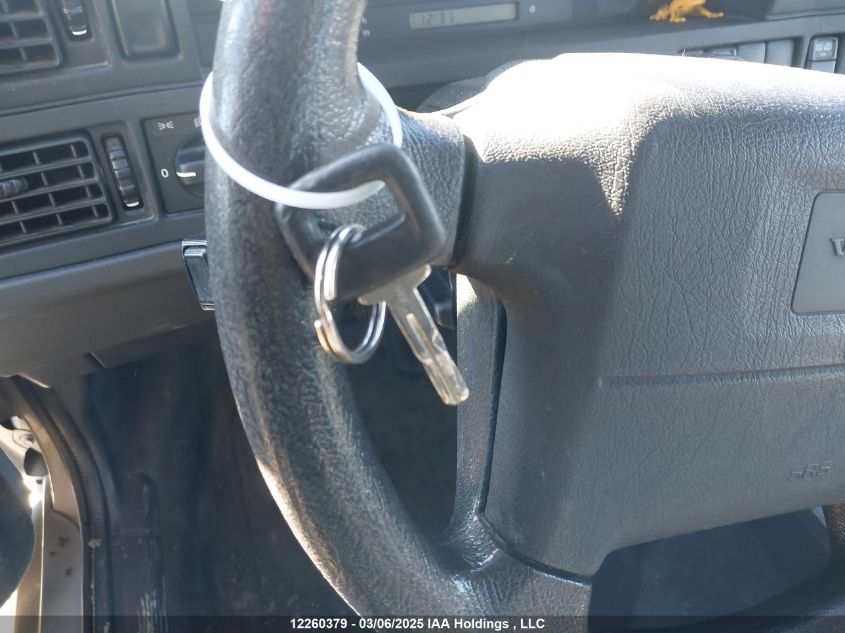 1996 Volvo 850 VIN: YV1LS5105T3346805 Lot: 12260379