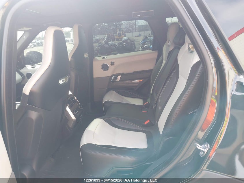 2020 Land Rover Range Rover Sport Svr/Svr Carbon Edition VIN: SALWZ2RE7LA700857 Lot: 12261099