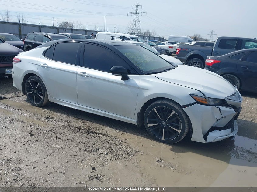 2018 TOYOTA CAMRY SEDAN | 4T1B61HK4JU093193