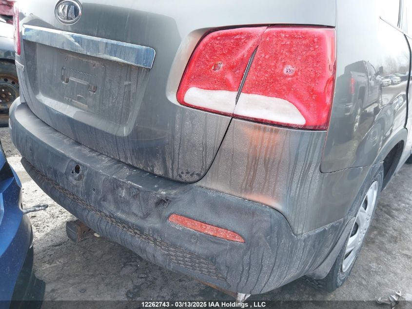 2015 Volvo Vnr 2015 (Unverified) Volvo Vnr 4X2 S/A Day Cab Truck Tractor VIN: 4V4M39EG0FN931648 Lot: 12262743