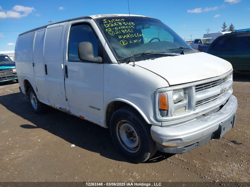 1GCFG25M421213561 2002 Chevrolet Express G2500 auction photo 1