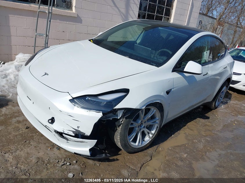 7SAYGDEE2RF089677 2024 TESLA MODEL Y photo no. 2