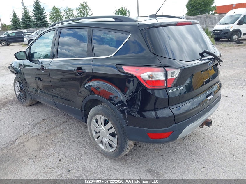 Vin: 1fmcu0g90hue79526, lot: 2630140, ford escape se 20173