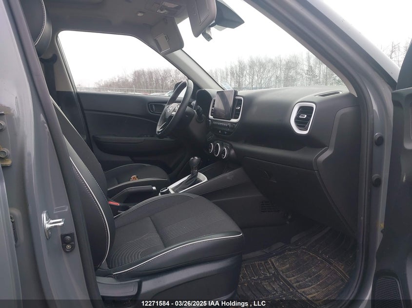 2022 Hyundai Venue Sel/Limited VIN: KMHRC8A37NU208345 Lot: 12271584