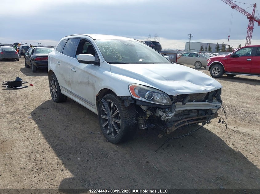 YV4902RD9F2569321 2015 VOLVO XC60 photo no. 24