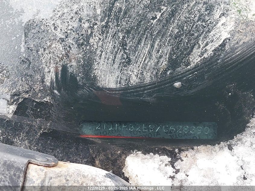 2007 Toyota Matrix Xr VIN: 2T1KR32E97C628390 Lot: 12278229