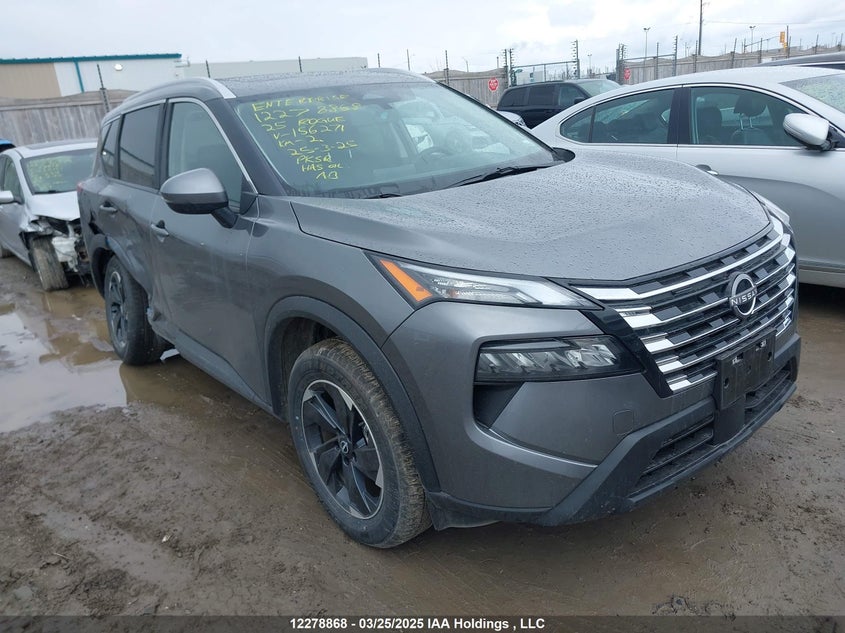 JN8BT3BB2SW156271 NISSAN ROGUE Photo 1