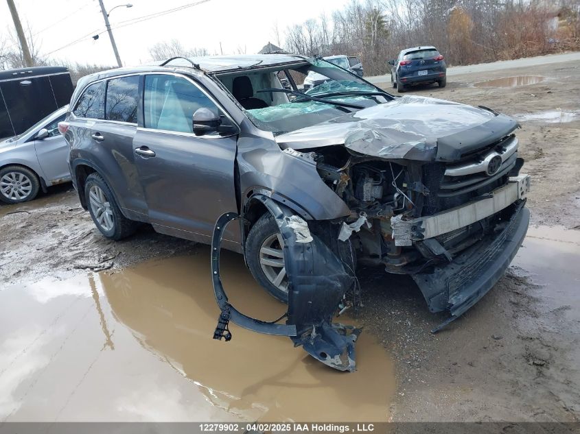 2016 Toyota Highlander