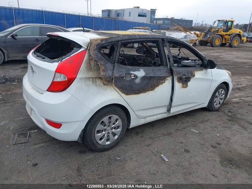 2015 Hyundai Accent VIN: KMHCT5AE8FU214274 Lot: 12280583