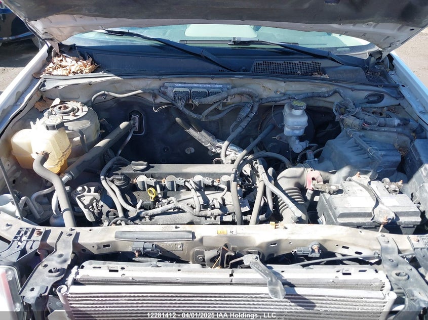 1FMCU9D79AKD40844 2010 FORD ESCAPE photo no. 10