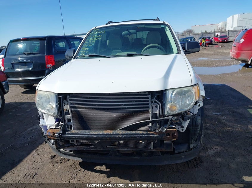 1FMCU9D79AKD40844 2010 FORD ESCAPE photo no. 12