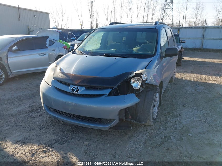 5TDZK4CC2AS290562 2010 TOYOTA SIENNA photo no. 6