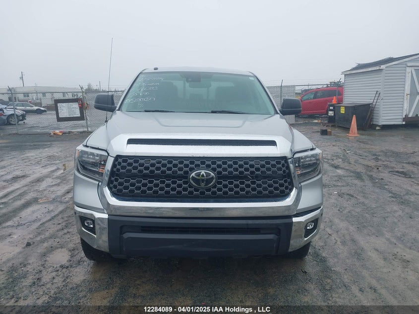 5TFUY5F13JX766353 2018 TOYOTA TUNDRA photo no. 13