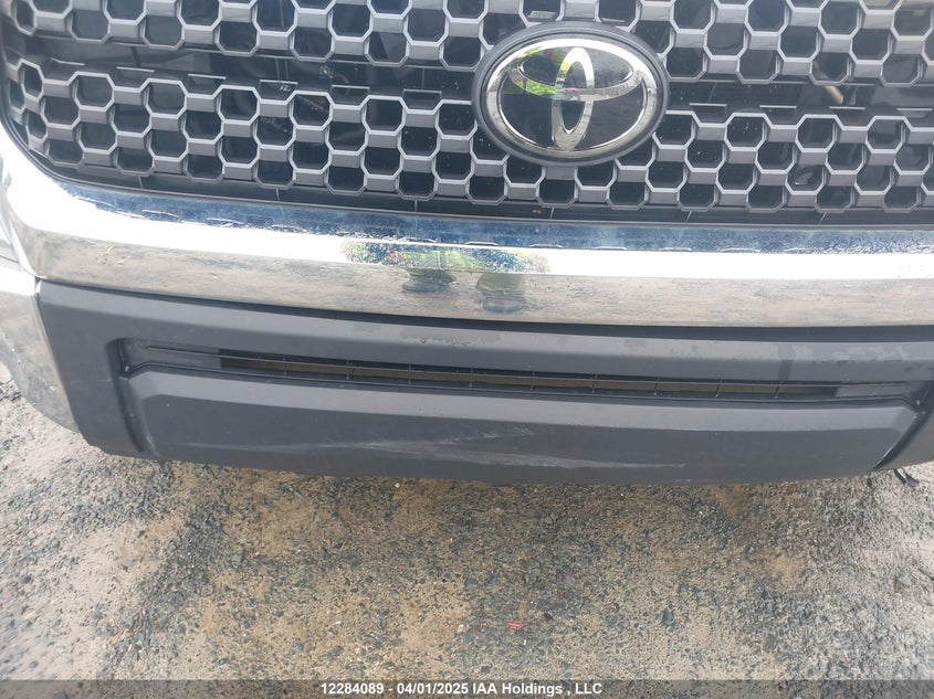 5TFUY5F13JX766353 2018 TOYOTA TUNDRA photo no. 18