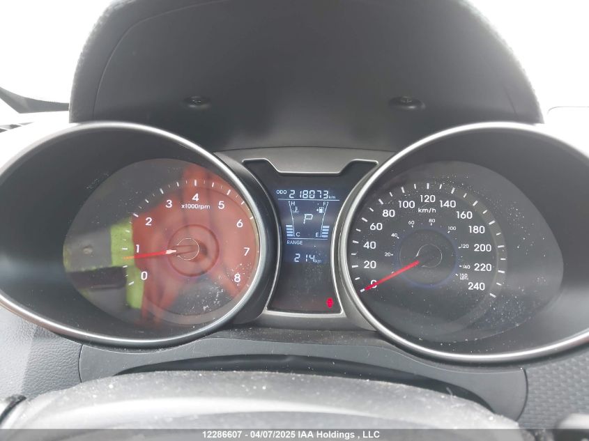 2017 Hyundai Veloster VIN: KMHTC6AD0HU318757 Lot: 12286607