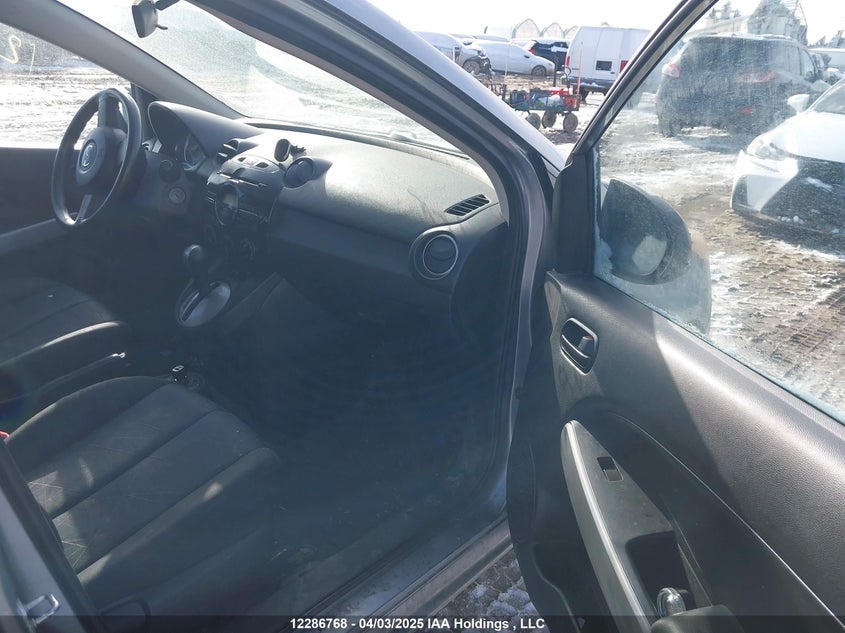 JM1DE1KY7C0138568 2012 MAZDA 2 photo no. 6