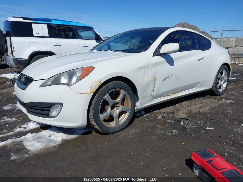 2010 Hyundai Genesis Coupe 2.0T VIN: KMHHT6KD2AU010385 Lot: 12288525
