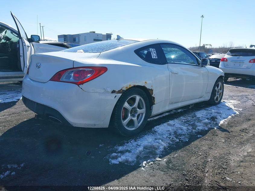 2010 Hyundai Genesis Coupe 2.0T VIN: KMHHT6KD2AU010385 Lot: 12288525