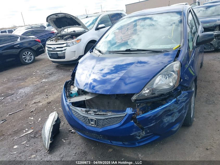 2010 Honda Fit VIN: JHMGE8H57AS800202 Lot: 12288673