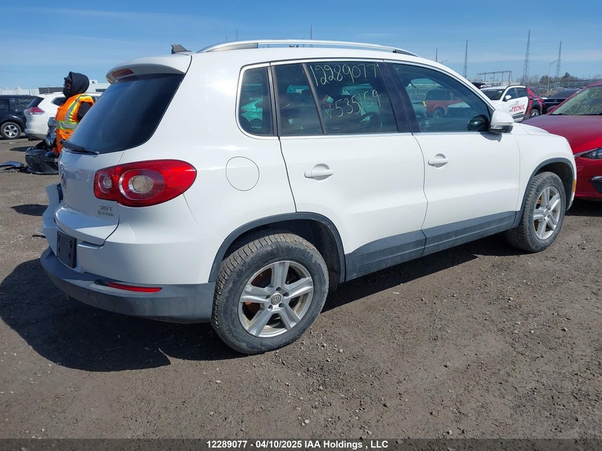 WVGBV7AX2AW535159 2010 VOLKSWAGEN TIGUAN photo no. 4