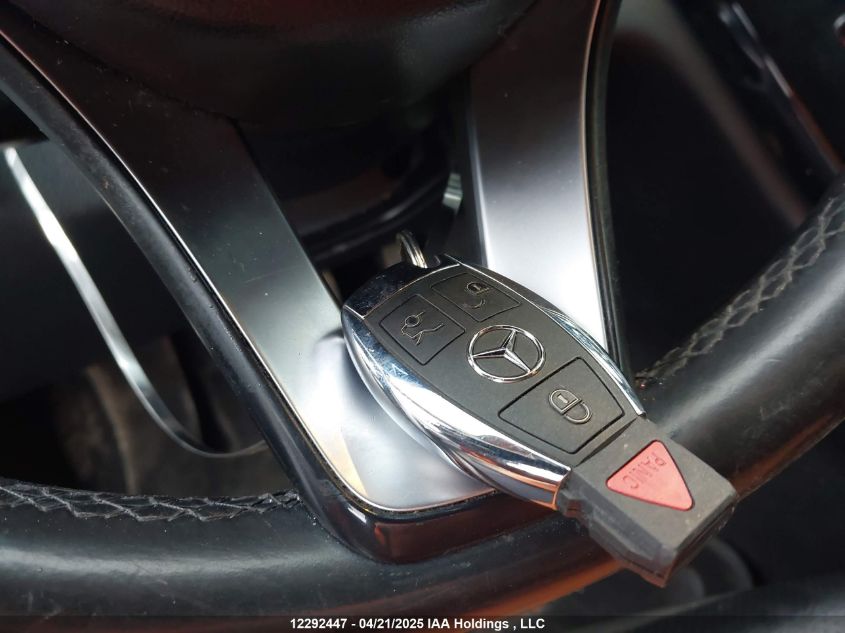 2015 Mercedes-Benz C 300 4Matic VIN: 55SWF4KB8FU001517 Lot: 12292447