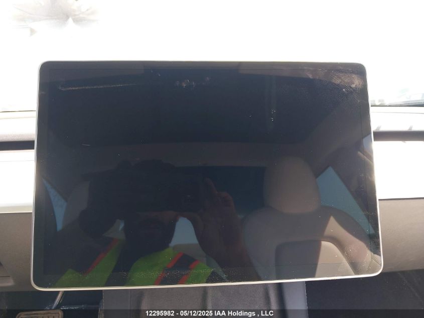 2022 Tesla Model 3 VIN: 5YJ3E1EA9NF355117 Lot: 12295982