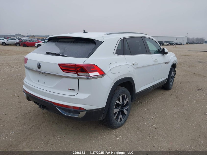 1V2ME2CA1LC213754 2020 VOLKSWAGEN ATLAS CROSS SPORT photo no. 4