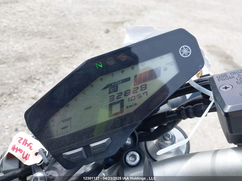 JYARN33NXGA002419 2016 YAMAHA FZ photo no. 7